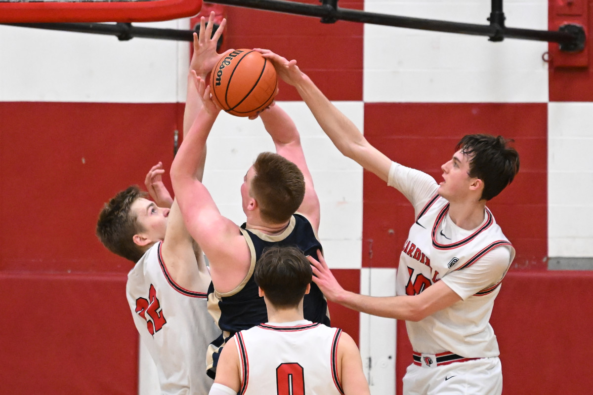 Lincoln Canby boys basketball Leon Neuschwander 15
